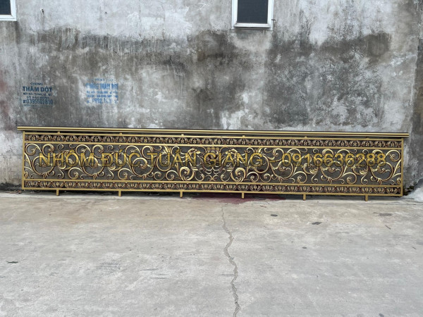 Lan can nhôm đúc - LC048