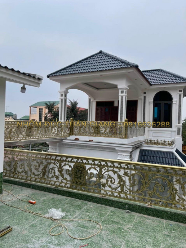 Lan can nhôm đúc - LC047