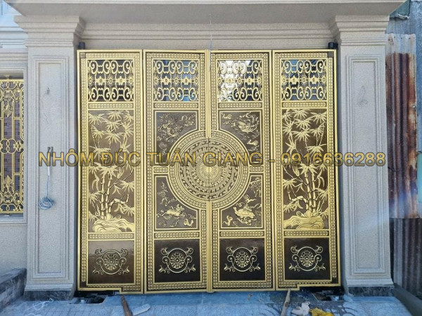 Cửa nhôm đúc mẫu-012