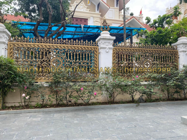 Hàng rào nhôm đúc mẫu HR -102